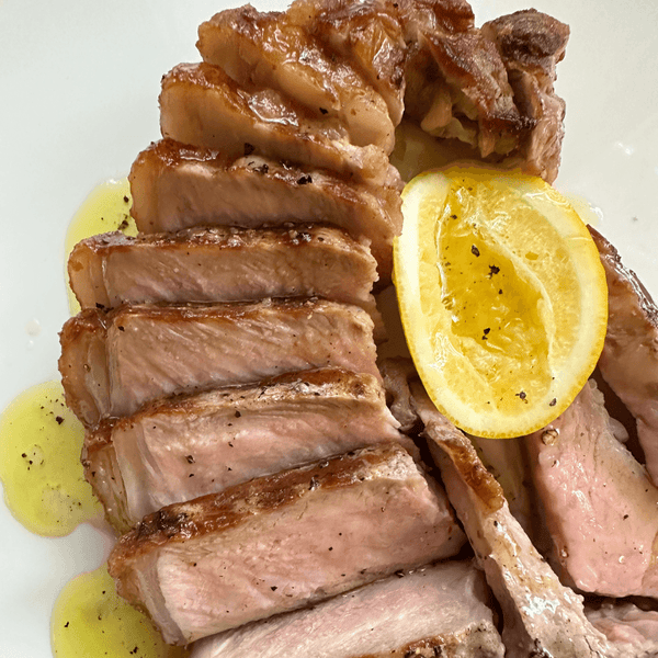 Delicious Bistecca di Vitello Milk Fed White Rocks Veal - 300g x 1 Piece - Vic's Meat