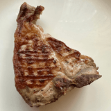 Delicious Bistecca di Vitello Milk Fed White Rocks Veal - 300g x 1 Piece - Vic's Meat