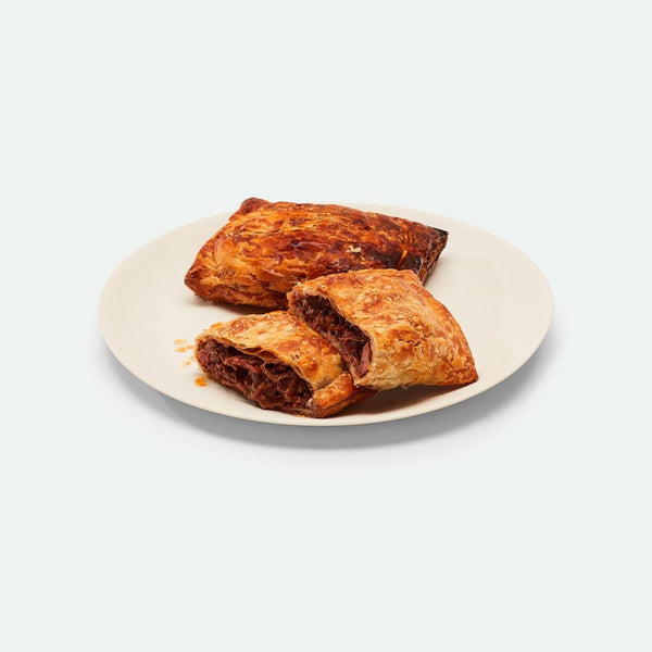 Delicious Wagyu 12 hour Texas-style BBQ Brisket Pasties 270g x 2 Pieces - Vic's Meat