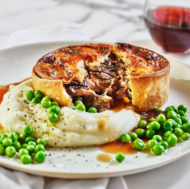 Delicious Wagyu Pepper Steak Pie with Peppercorn Sauce by MANU x Broomfields – 2 Pieces - Vic's Meat